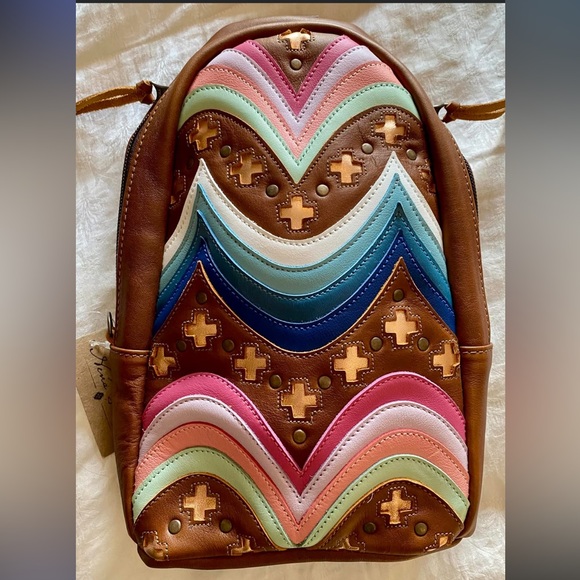 Nena & Co Showstopper Cafe Leather sling bag